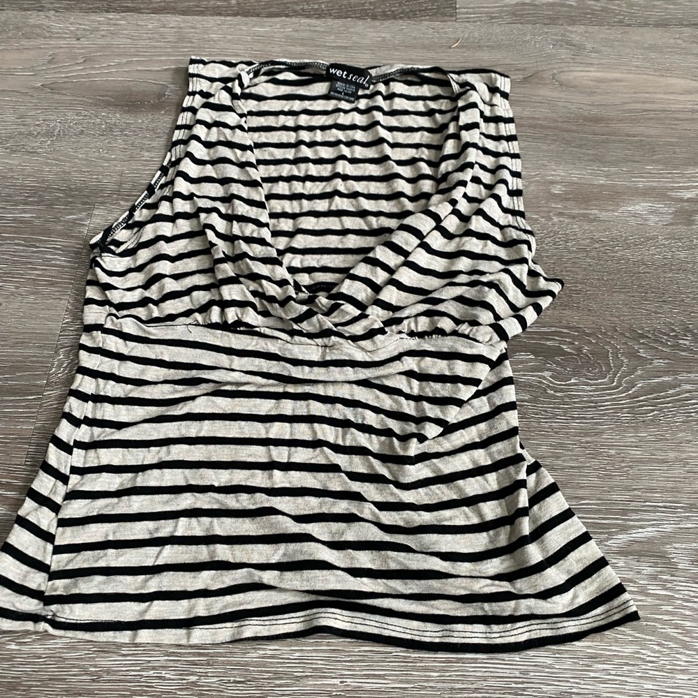 Wet Seal top
